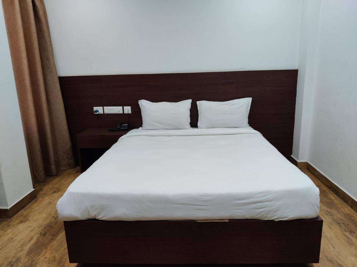 Hotel Aloka Inn Rummindei Εξωτερικό φωτογραφία
