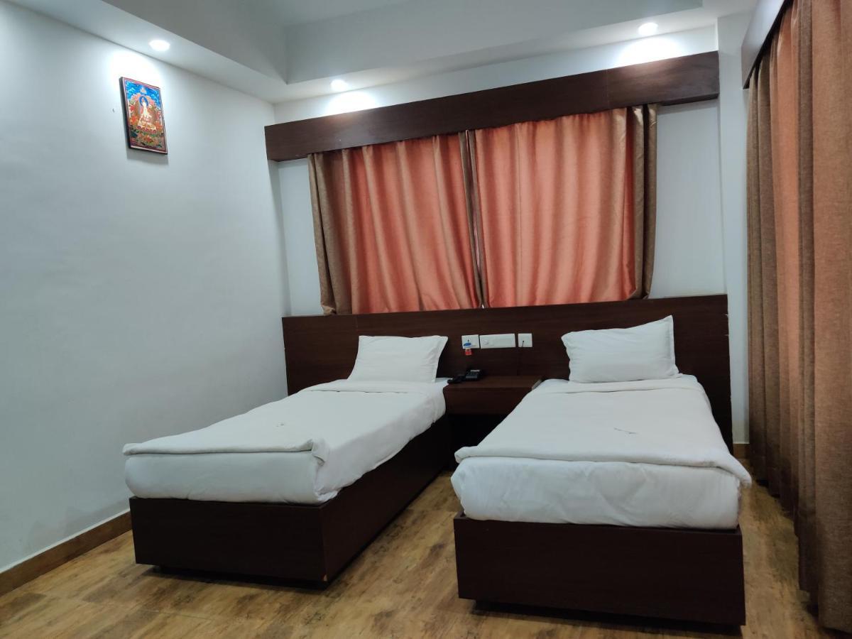 Hotel Aloka Inn Rummindei Εξωτερικό φωτογραφία